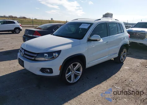 2016 Volkswagen Tiguan R-Line z USA, uszkodzony, nr VIN WVGAV7AX2GW074002